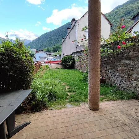 Le Petit Venasque, T2, Jardin, Parking, 4 Personnes Apartment *